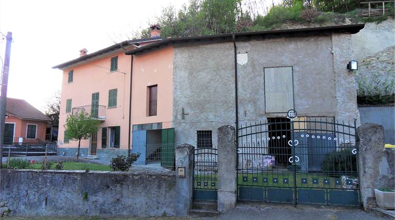 Town House for sale in Sardigliano