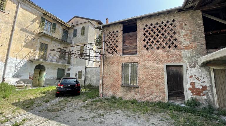 Town House for sale in Stazzano