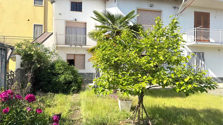Town House Sale in Predosa (AL)