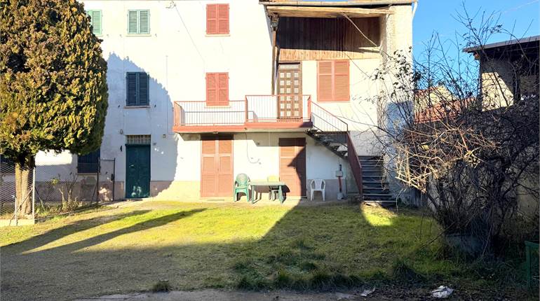 Town House Sale in Predosa (AL)