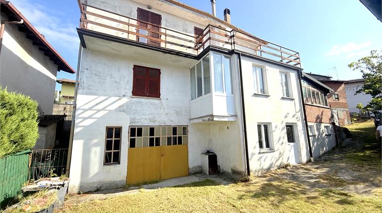 Town House Sale in Stazzano (AL)